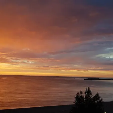 Riviera - Comfort Moderno Vicino Al Mare Маскали