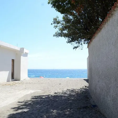 Apartment Santanna House - Fondachello-apartments Com