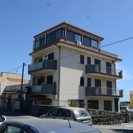 Santanna House - Fondachello-apartments Com Apartment
