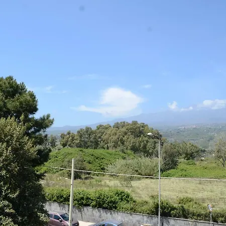 Santanna House - Fondachello-apartments Com