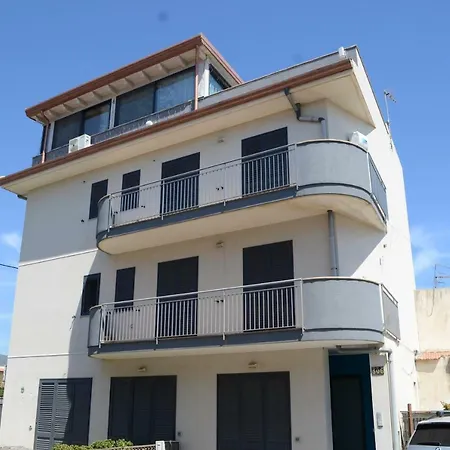 Santanna House - Fondachello-apartments Com Apartment